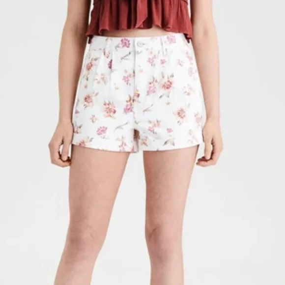 NWOT AEO 🦅 Floral Denim Mom Shorts - Picture 1 of 12